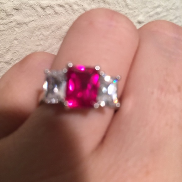 Ruby + White Gem + 9 Karat White Gold Ring, NWOT - Picture 4 of 11